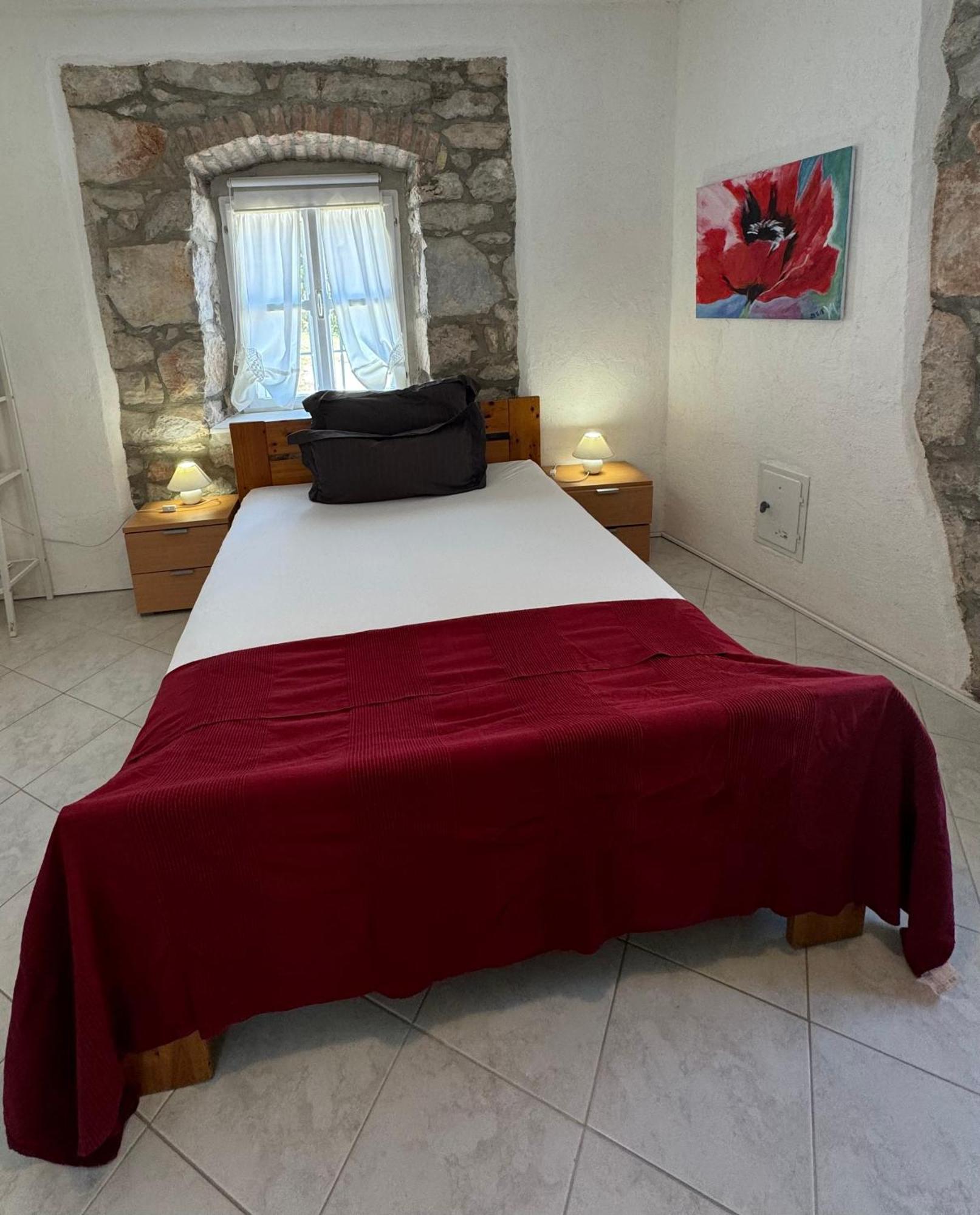 Mediterranes Ferienhaus M. Terrasse Veli Lošinj Екстериор снимка